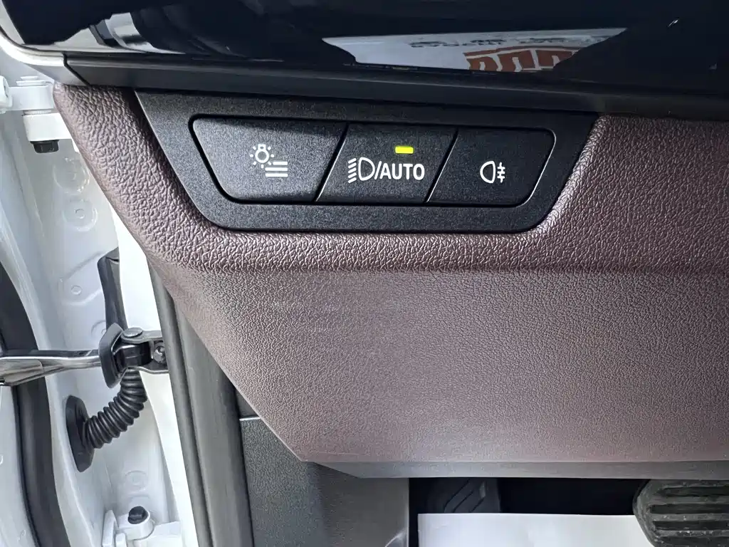 BMW X1 2023 — фото 13