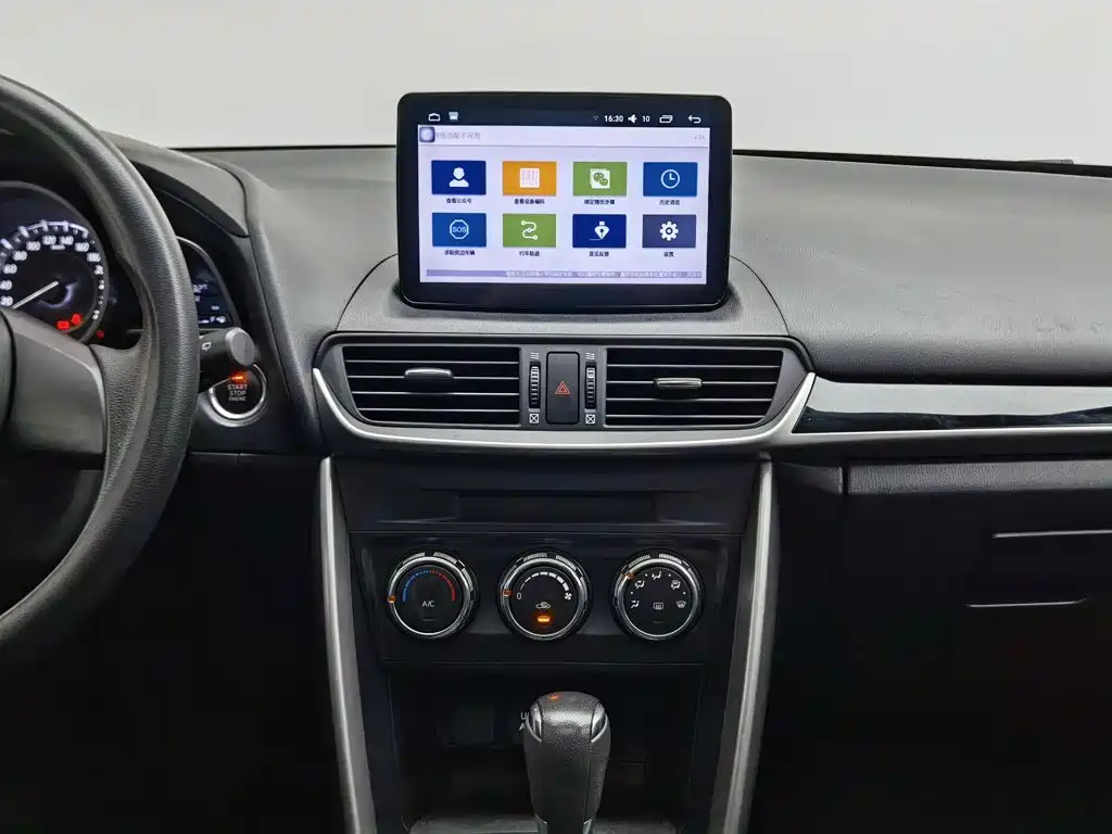 Mazda CX-4 2016 — фото 12