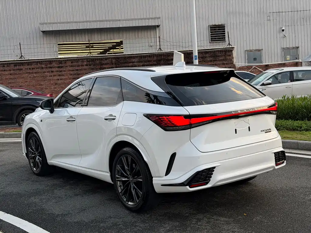 Lexus RX 2023 — фото 12