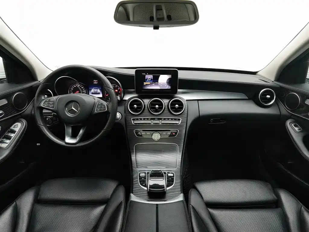 Mercedes-Benz C-Class 2018 — фото 5