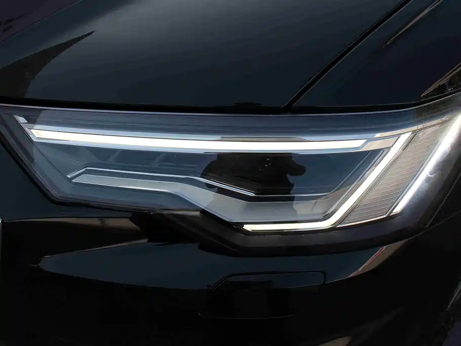 Audi A6L 2023 — фото 14