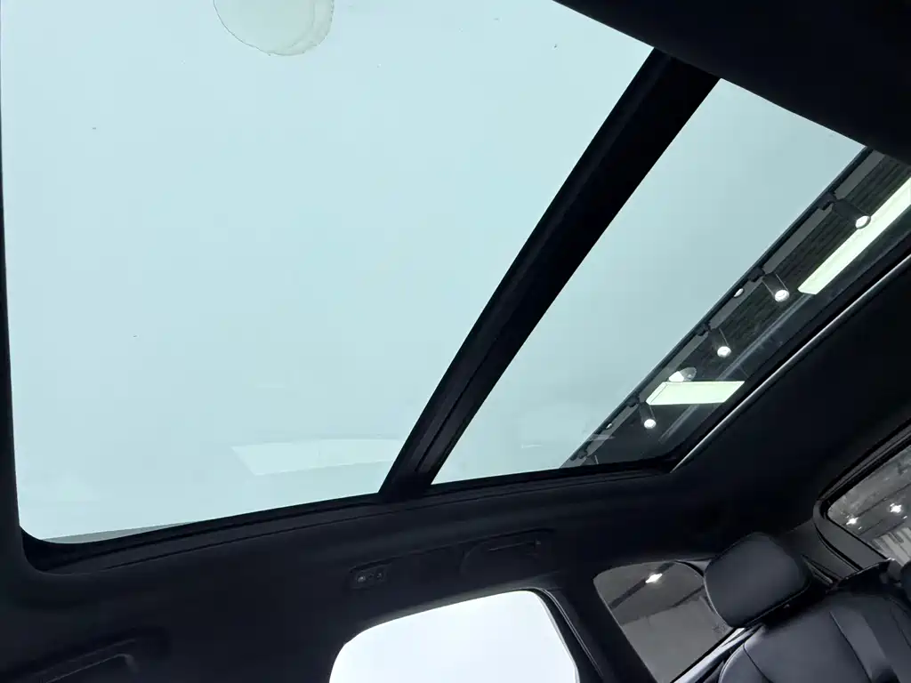 Volvo XC60 2021 — фото 16