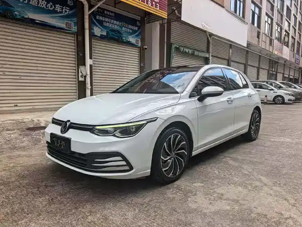 Volkswagen Golf 2020