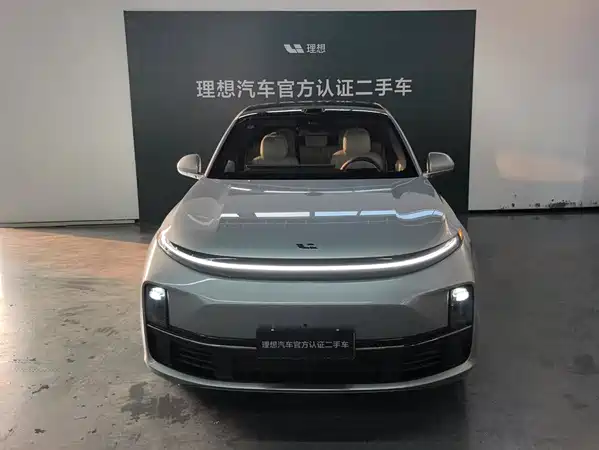 Li Auto L7 2025