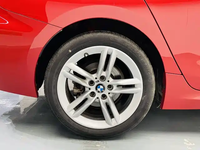 BMW 1 Series 2021 — фото 12