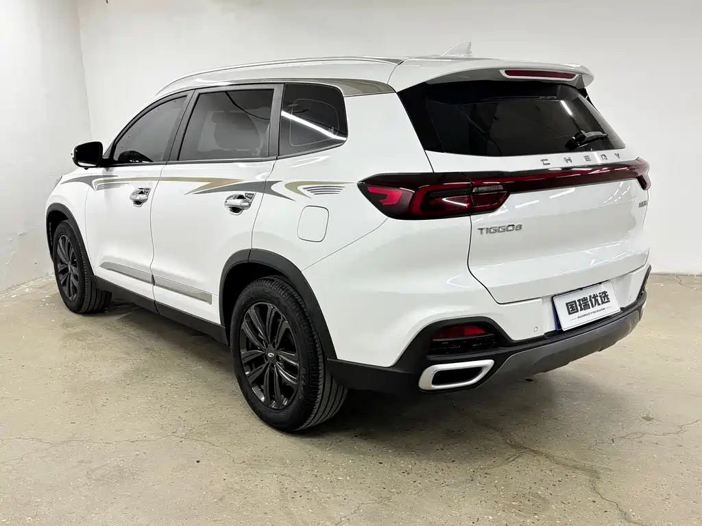 Chery Tiggo 8 2023 — фото 6