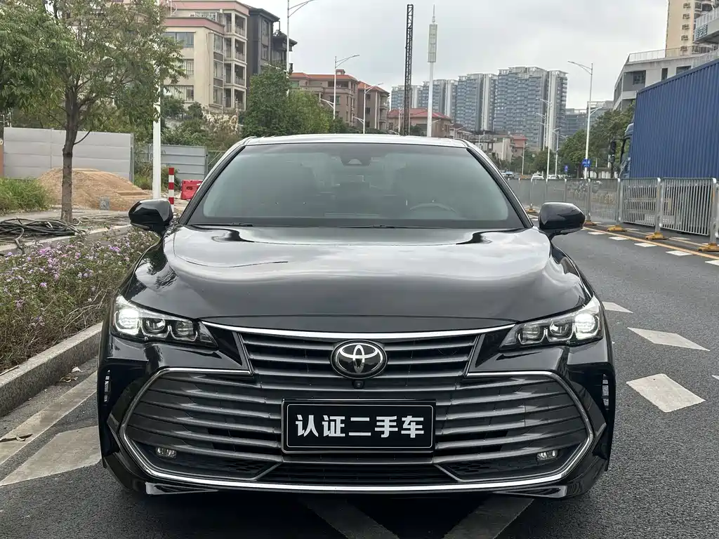 Toyota Avalon 2020 — фото 2
