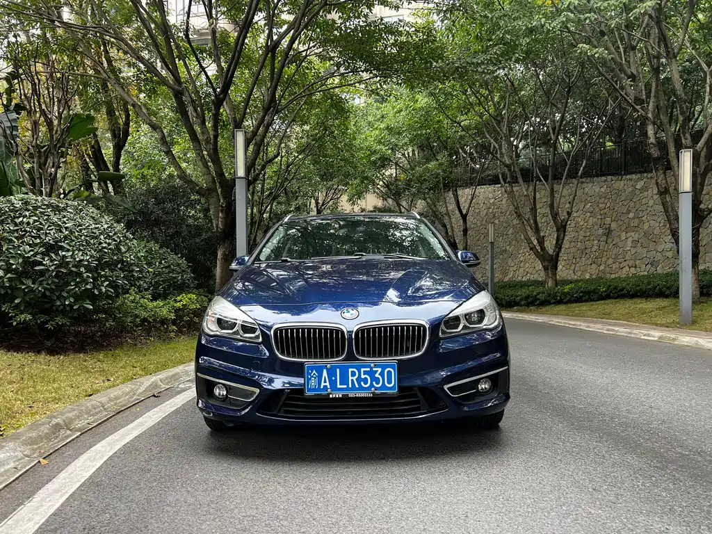 BMW 2 Series Active Tourer 2016 — фото 2