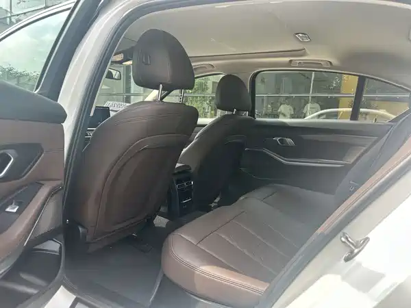 BMW i3 2023