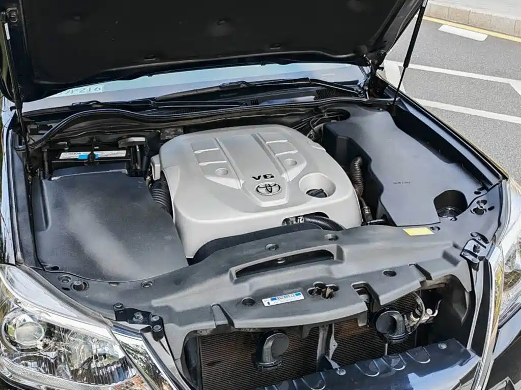 Toyota Crown 2014 — фото 12