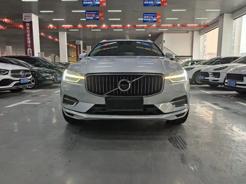 Volvo XC60 2020 — фото 2