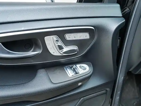 Mercedes-Benz V-Class 2020