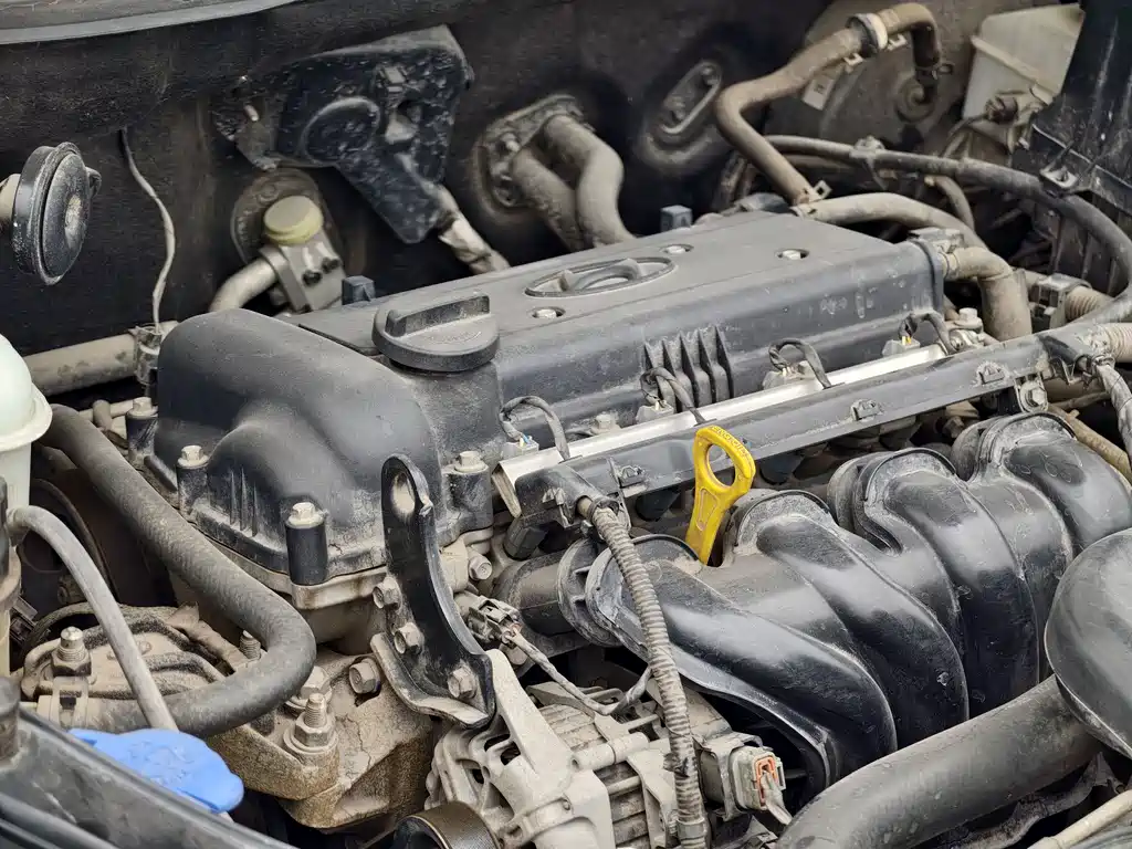 Hyundai Elantra 2012 — фото 22
