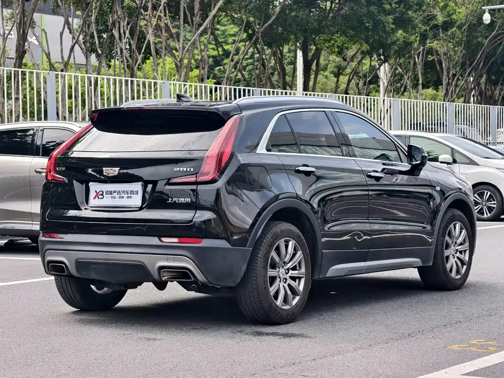 Cadillac XT4 2019 — фото 7