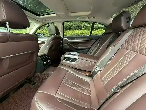 BMW 5 Series 2019
