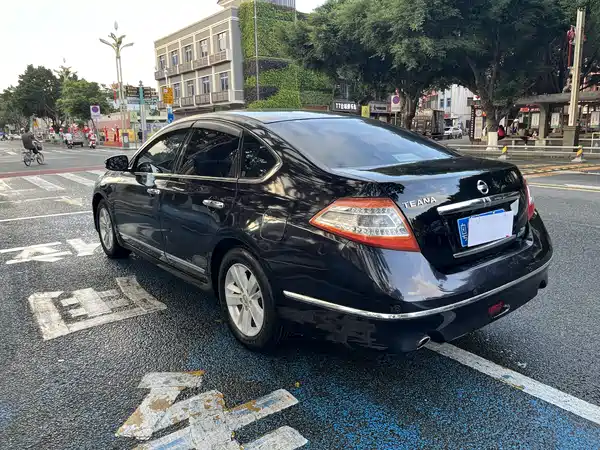 Nissan Teana 2010