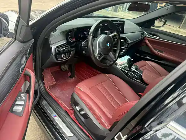 BMW 5 Series 2022