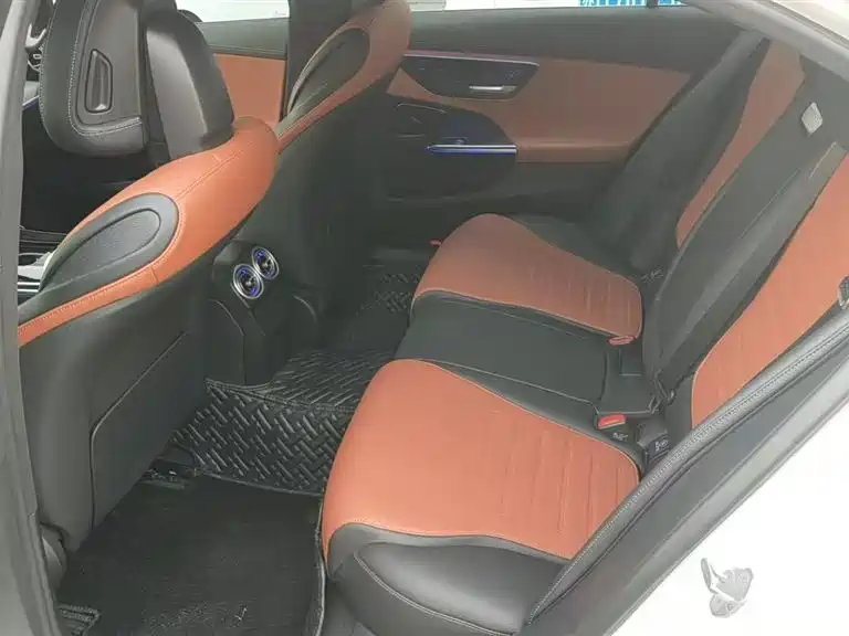 Mercedes-Benz C-Class 2021 — фото 4