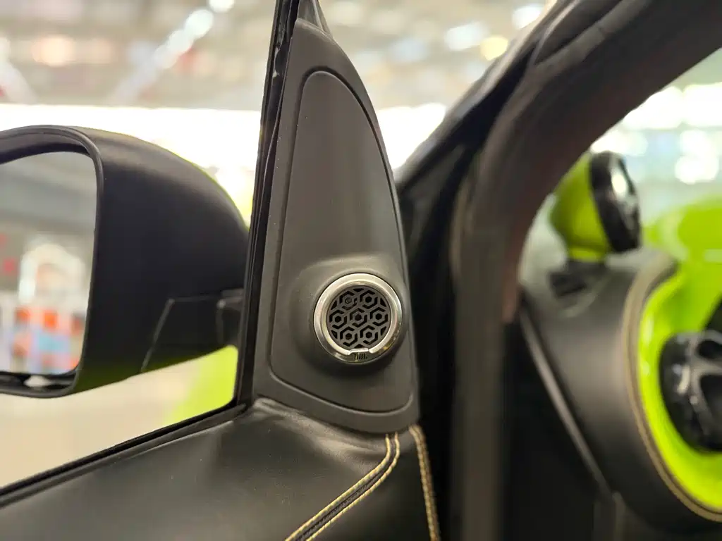 smart Fortwo 2018 — фото 4