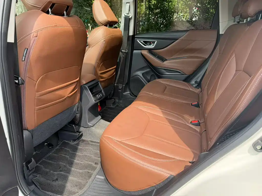Subaru Forester 2019 — фото 6