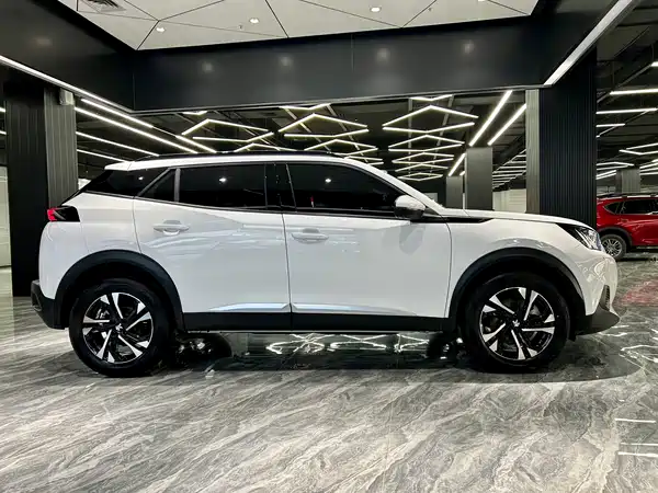 Peugeot 2008 2022