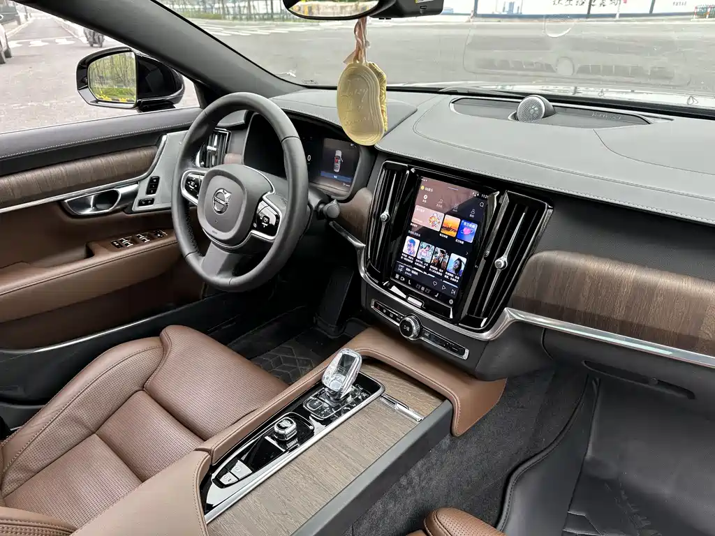 Volvo S90 2024 — фото 14