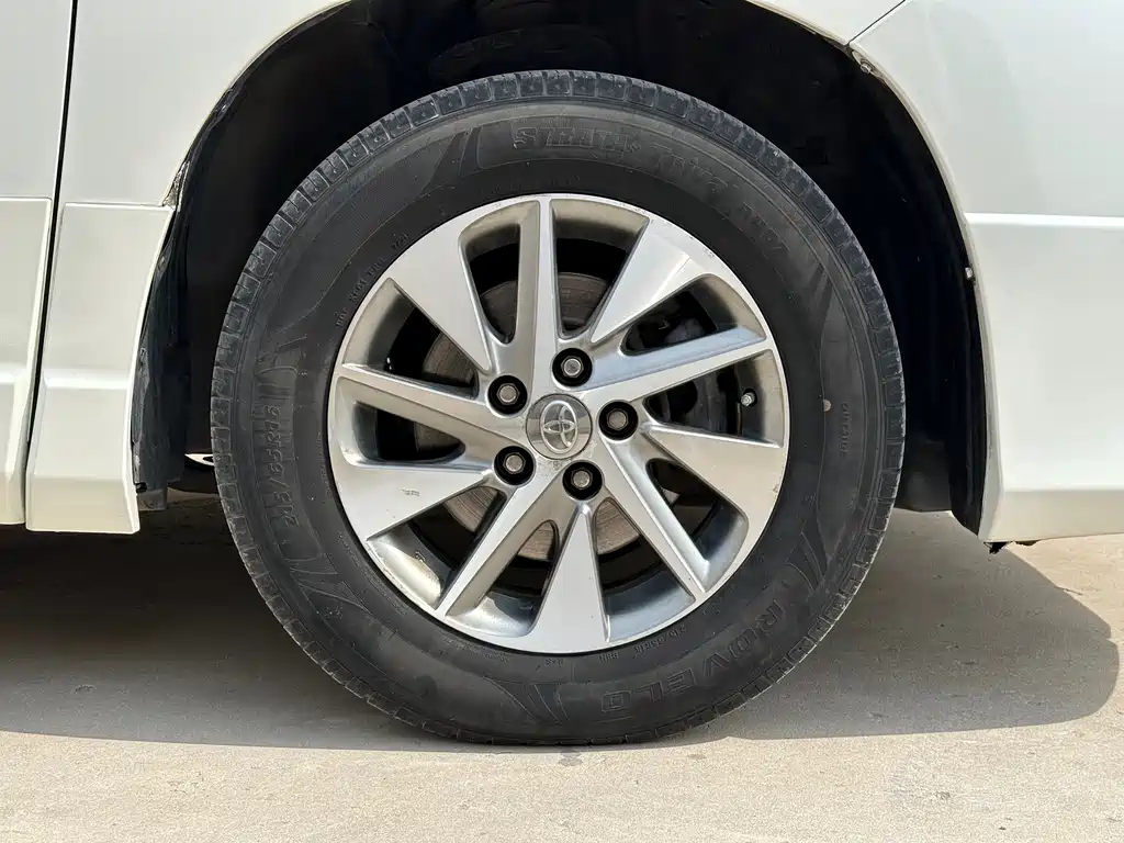 Toyota Alphard 2014 — фото 18