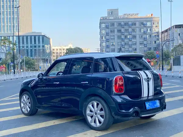 MINI Countryman 2012