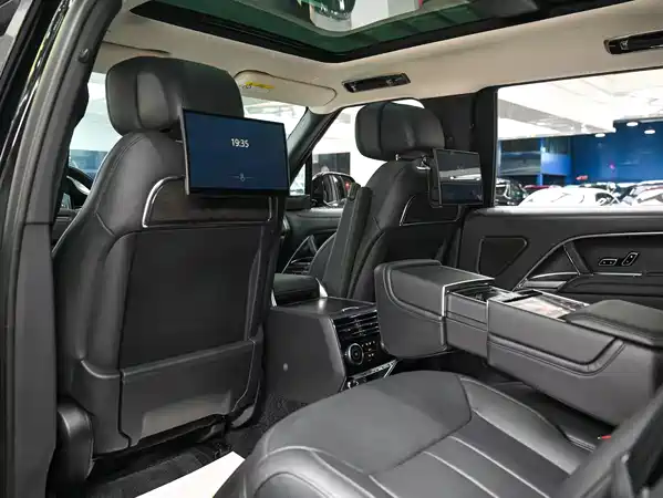 Land Rover Range Rover 2023