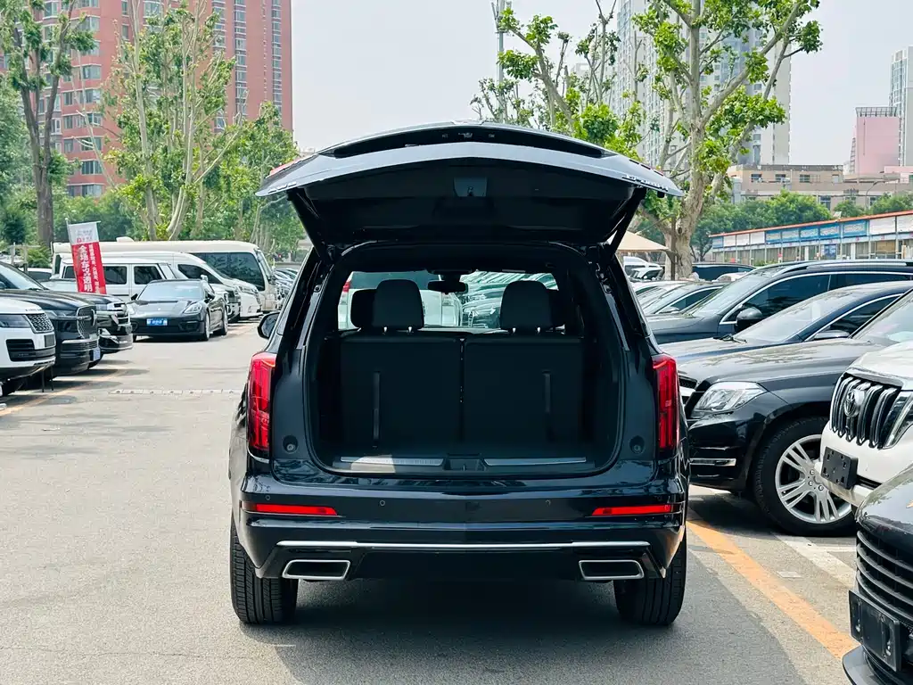 Cadillac XT6 2024 — фото 31