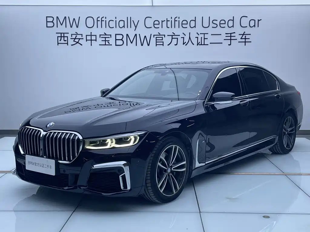 BMW 7 Series 2022 — фото 1