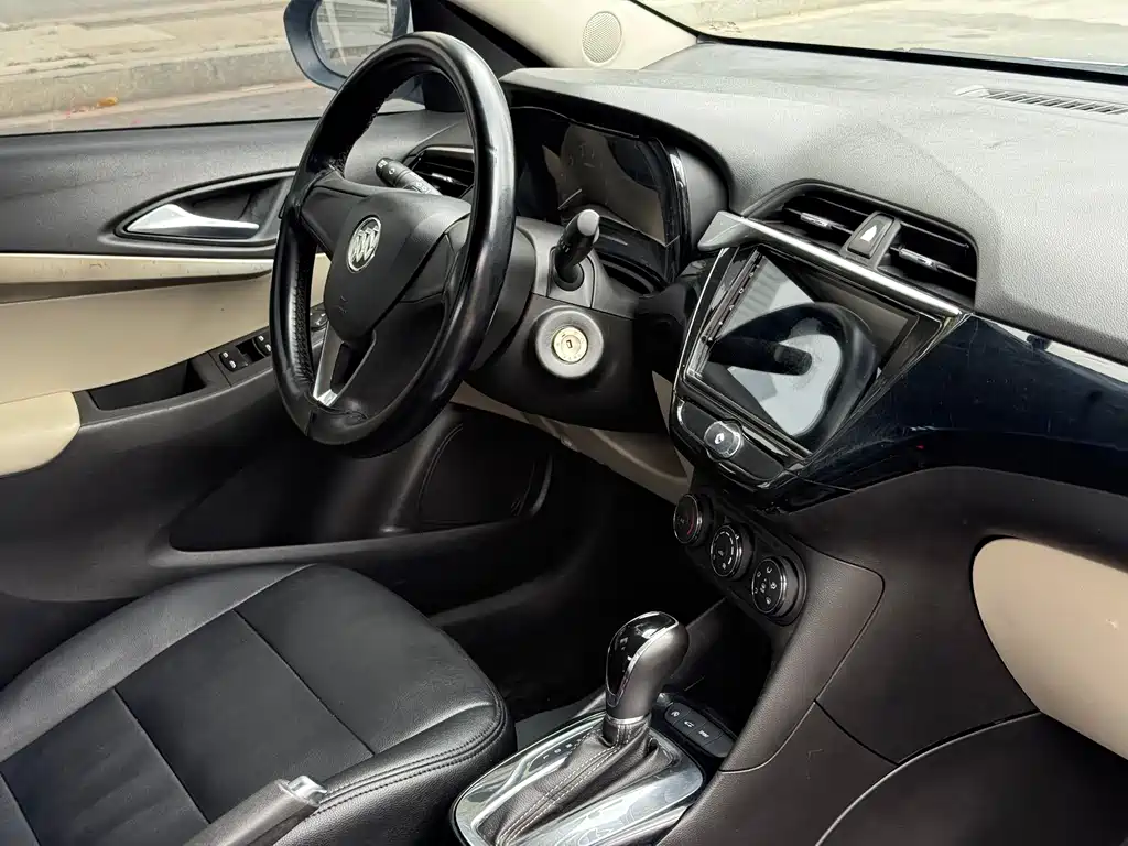Buick Excelle 2021 — фото 12
