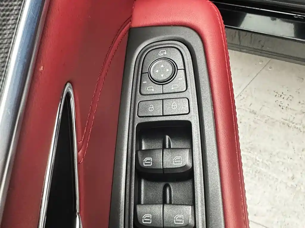 Jetour X70 PLUS 2023 — фото 16