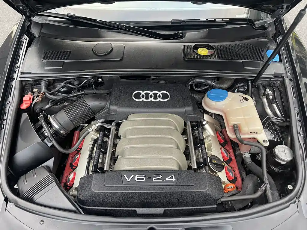 Audi A6L 2010 — фото 17