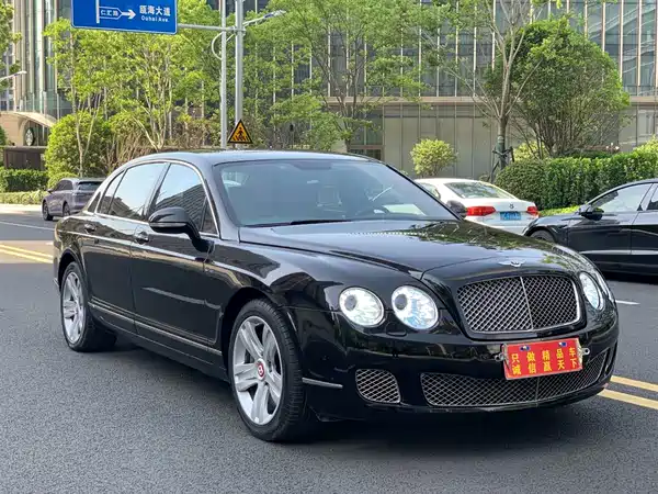 Bentley Flying Spur 2012