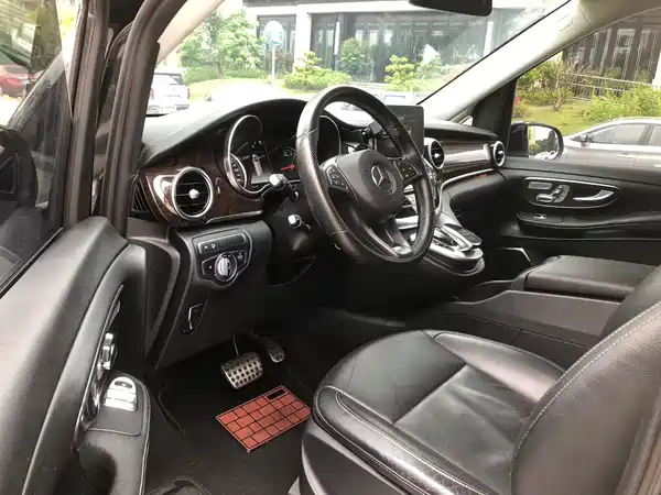 Mercedes-Benz V-Class 2018