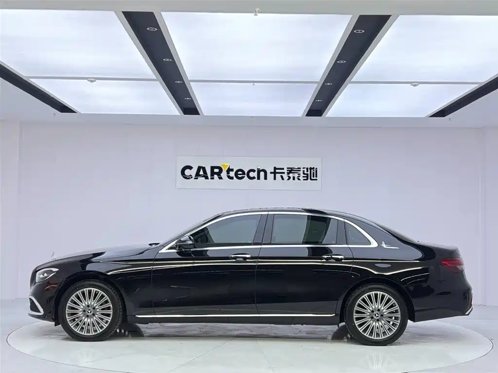 Mercedes-Benz E-Class 2023