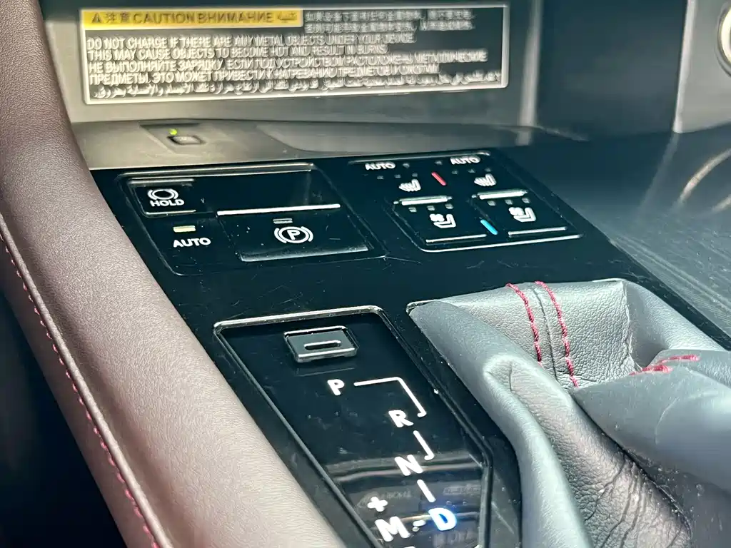 Lexus RX 2017 — фото 13