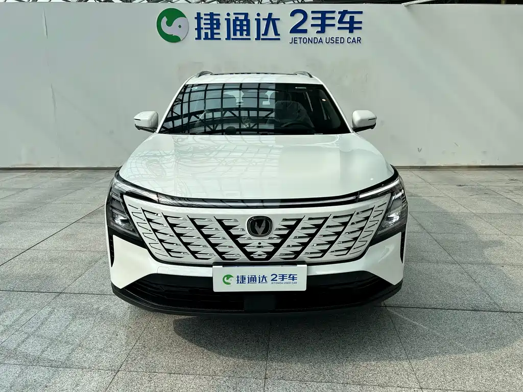 Changan CS75 PLUS 2026 — фото 2