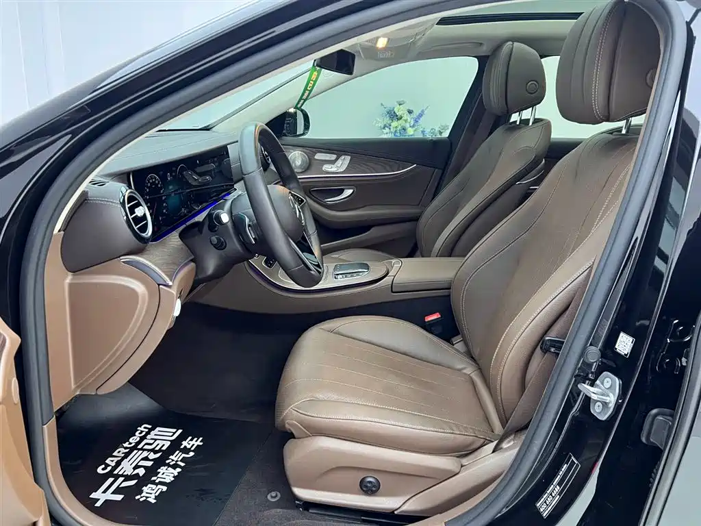 Mercedes-Benz E-Class 2023 — фото 16