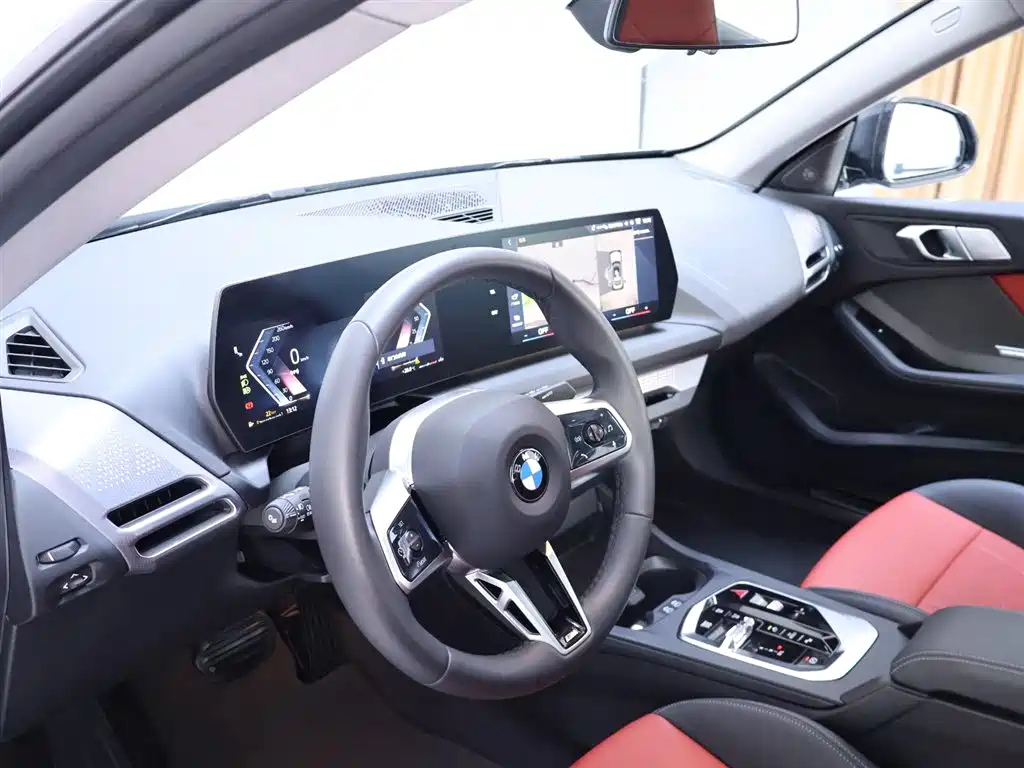 BMW 2 Series 2025 — фото 11