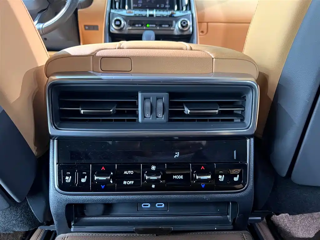 Lexus LX 2025 — фото 12