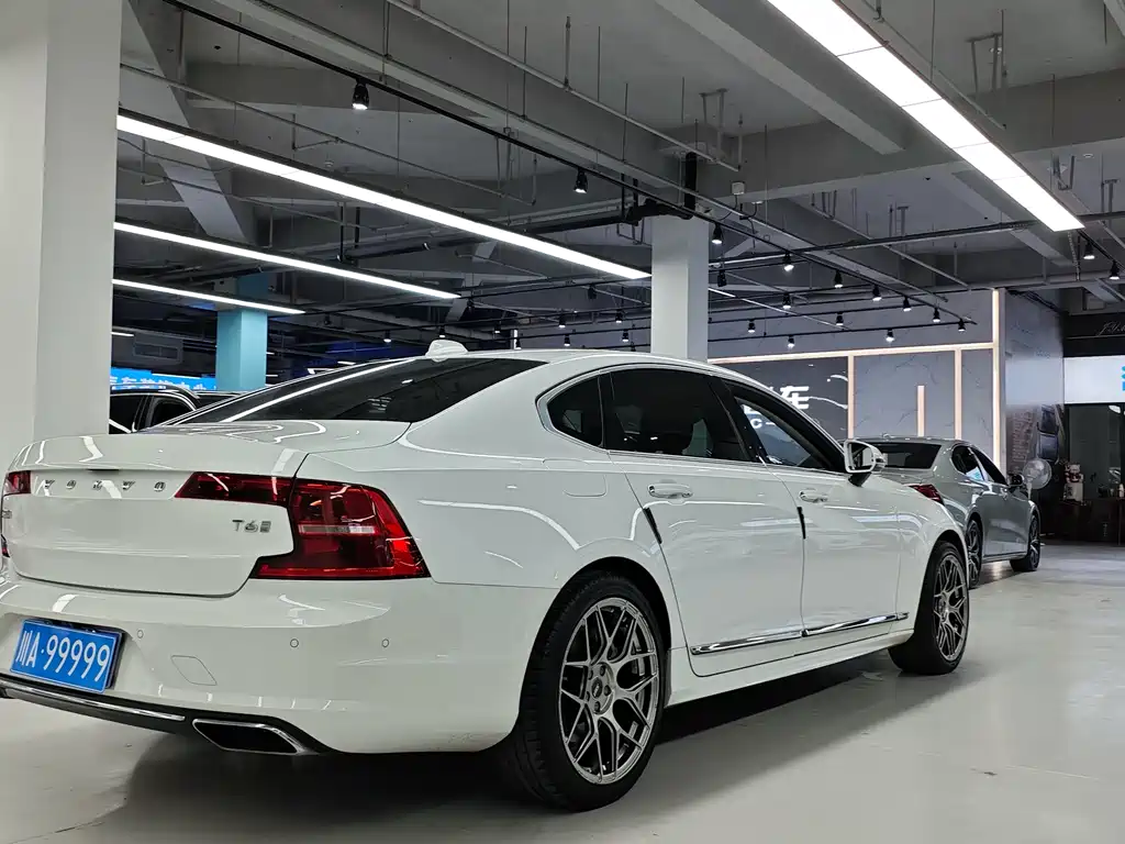 Volvo S90 2018 — фото 4