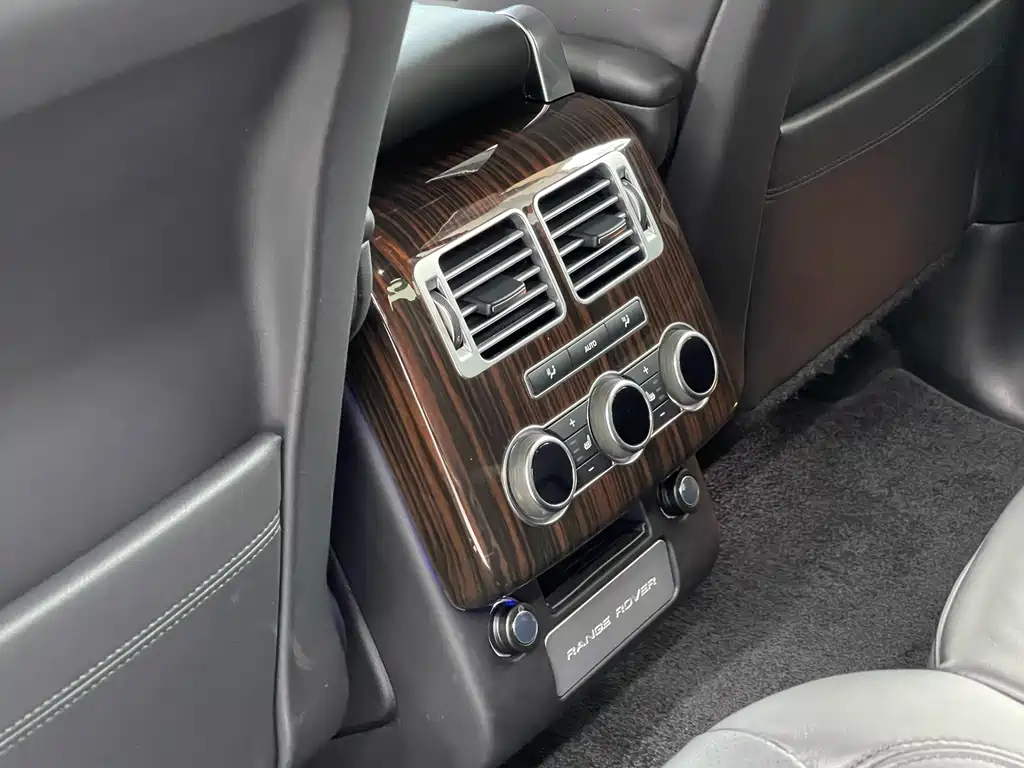 Land Rover Range Rover 2017 — фото 19