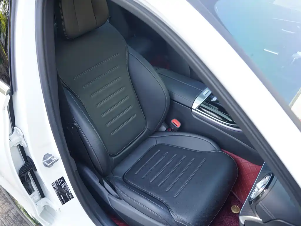 Mercedes-Benz C-Class 2022 — фото 15