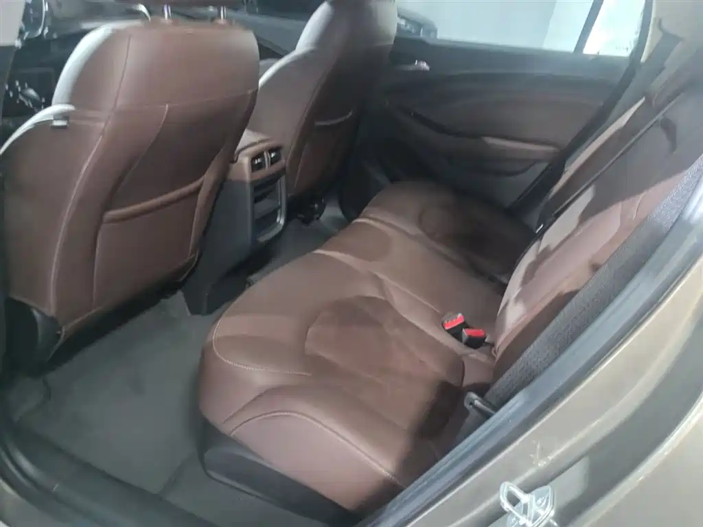 Buick Envision Plus 2016 — фото 16