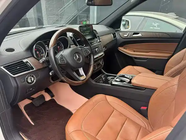 Mercedes-Benz GLS 2016