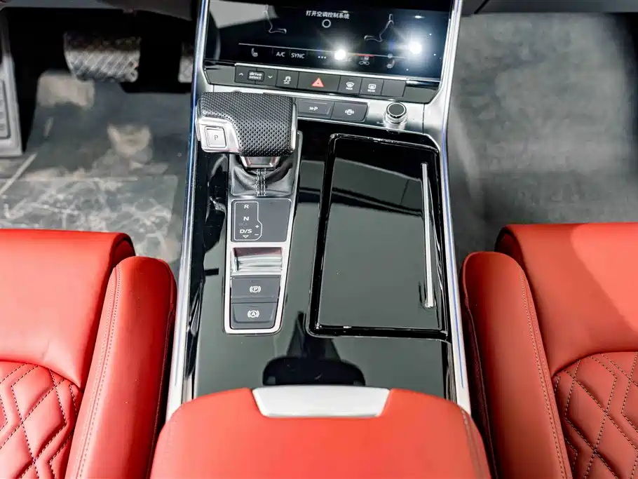 Audi A7L 2024 — фото 14