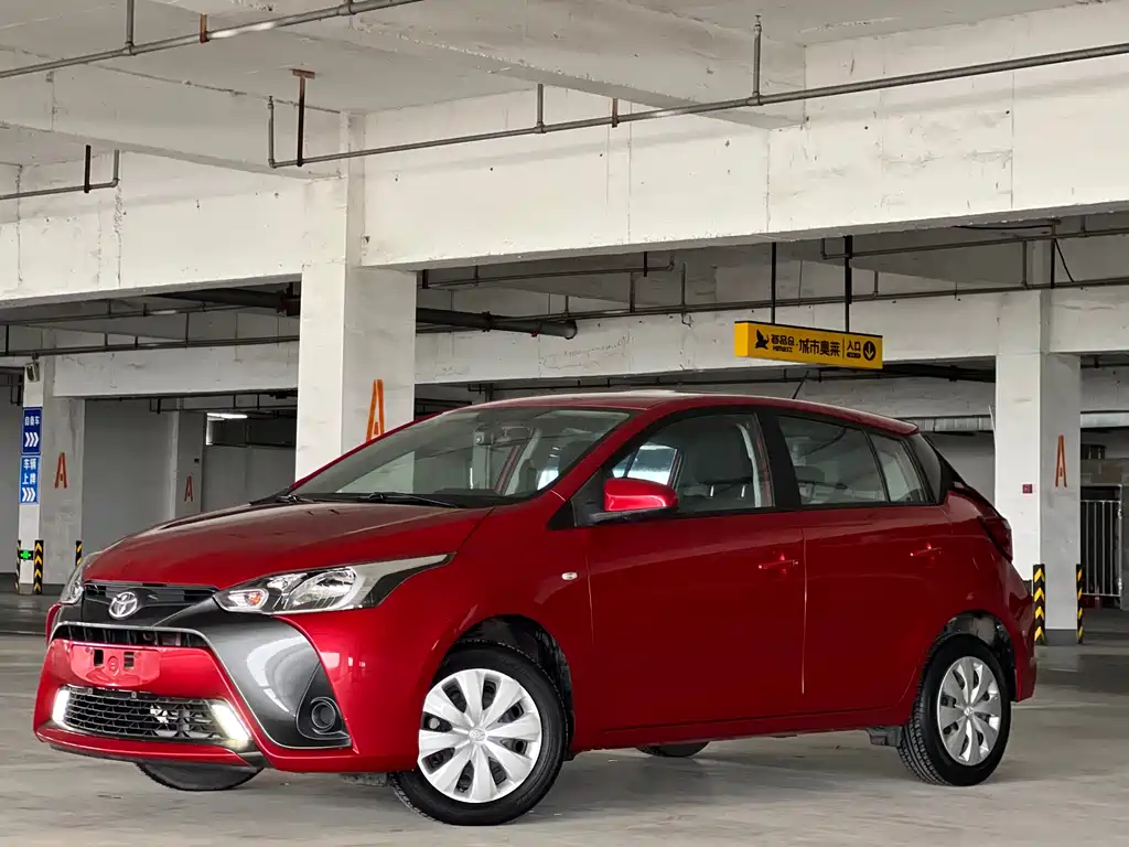 Toyota Yaris L 2020 — фото 10