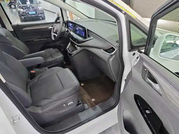 Buick GL8 New Energy 2026